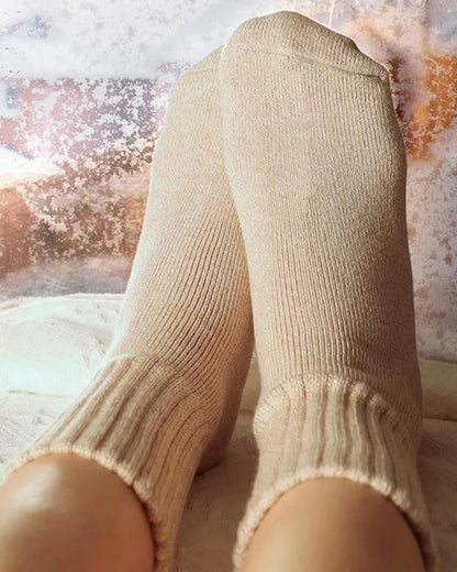 COZY FLEX RIBBED CREW SOCKS